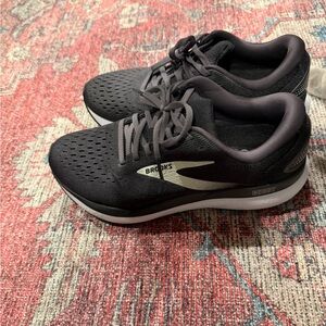 Brooks Ghost 16 shoes